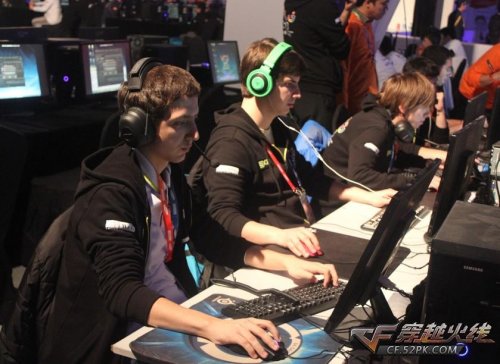 氧望体育官宣：欢迎LPL前职业选手Smlz加入