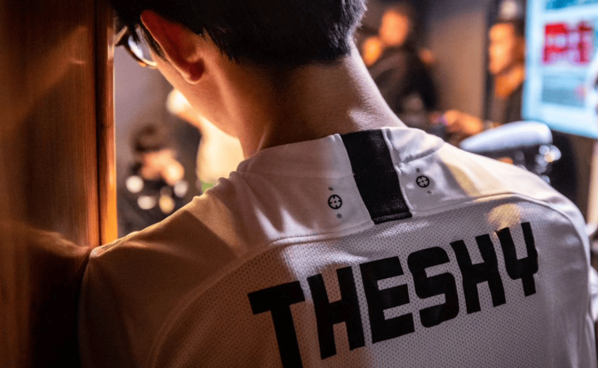 ON ：很久没打比赛觉得会手生，但没想到这么轻松就拿下了~